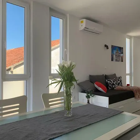 Modern Apartments Day Sibenik Exterior photo
